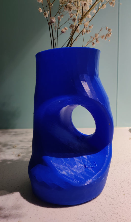 Color Curve: Modern 3D Printed Vase